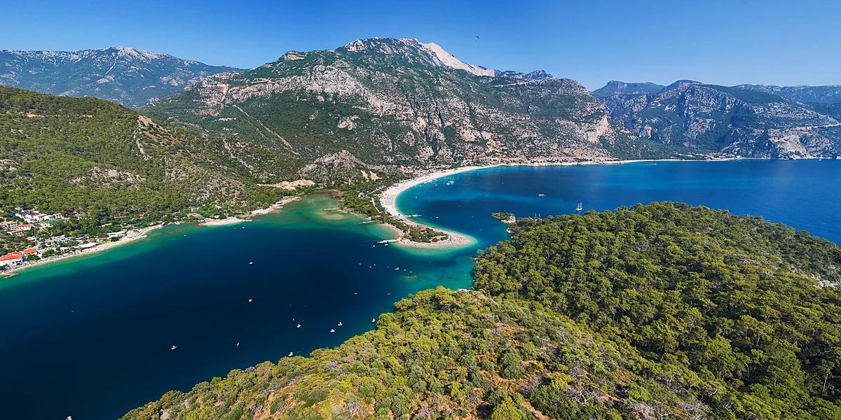 Fethiye kıyısından manzara